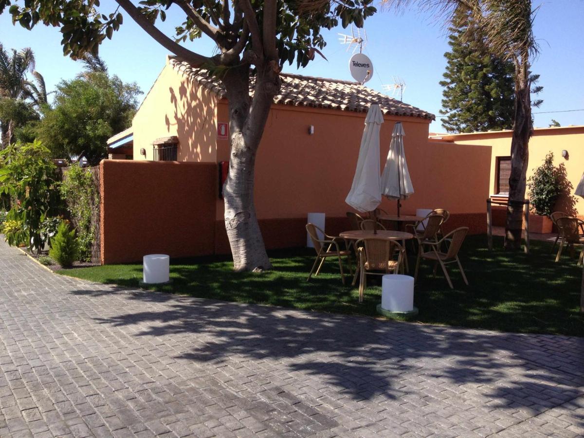 Casa Bungalows Con Jardin Privado Y Piscina Compa Cádiz Kültér fotó