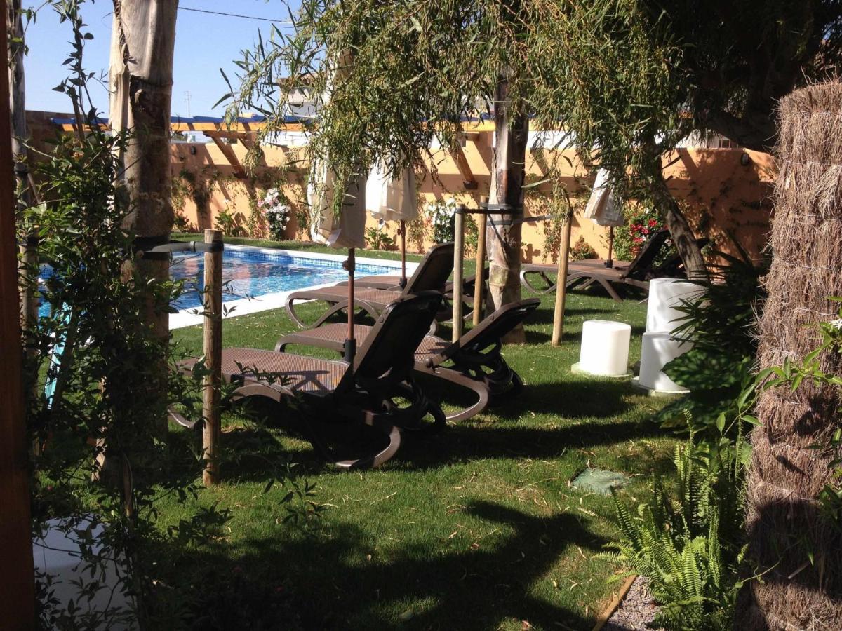Casa Bungalows Con Jardin Privado Y Piscina Compa Cádiz Kültér fotó